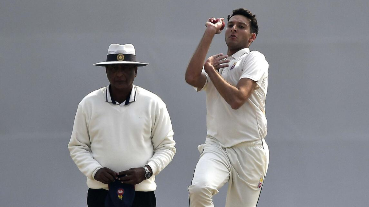 Ranji Trophy Seambowling masterclass from Delhi’s Divij Mehra rattles